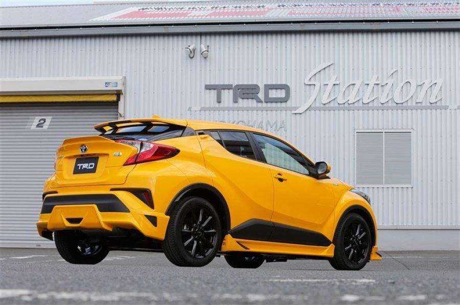  Toyota C-HR Hybrid Aggressive Style by TRD 2016 года  (фото 5 из 18)